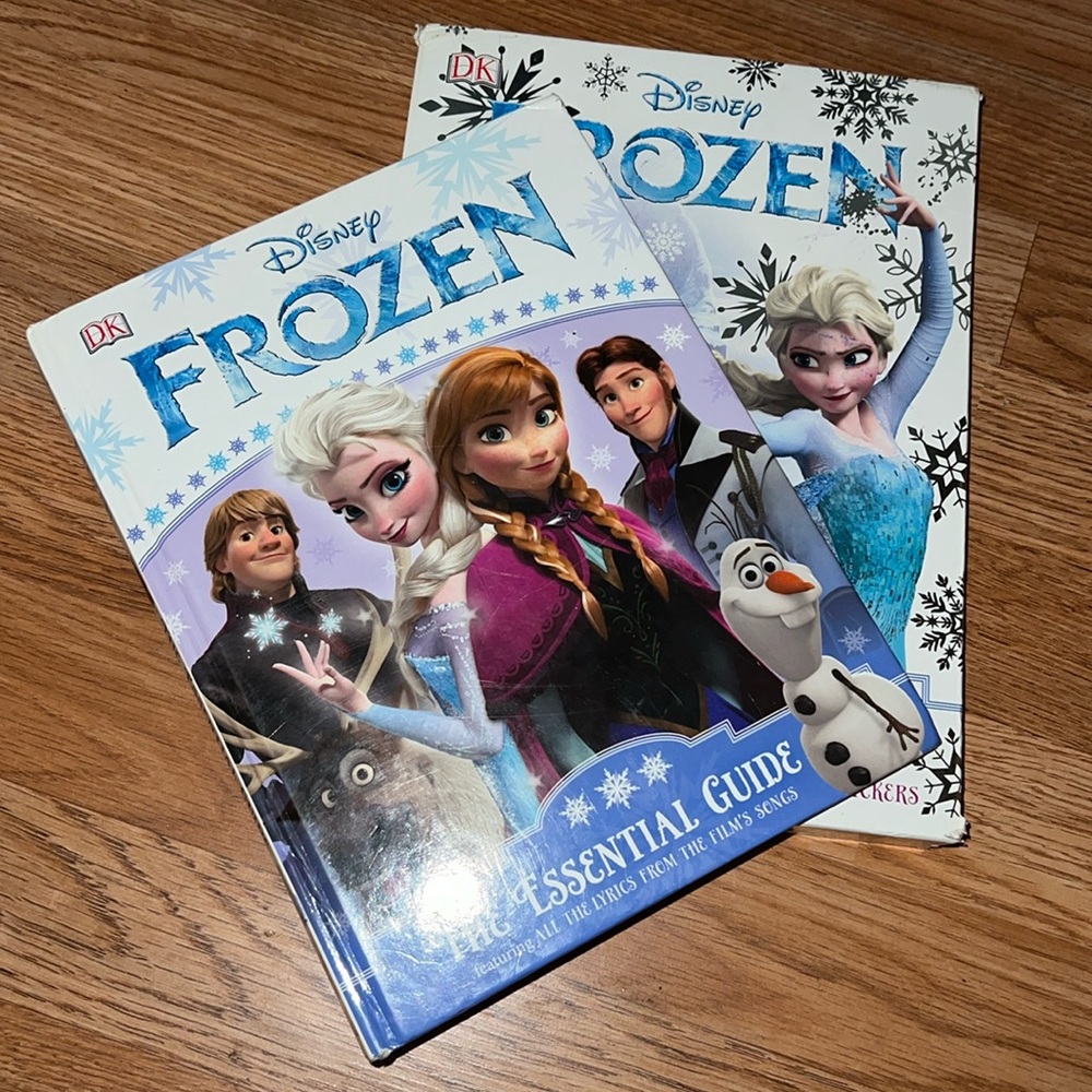 Disney’s Frozen Sing Along Book